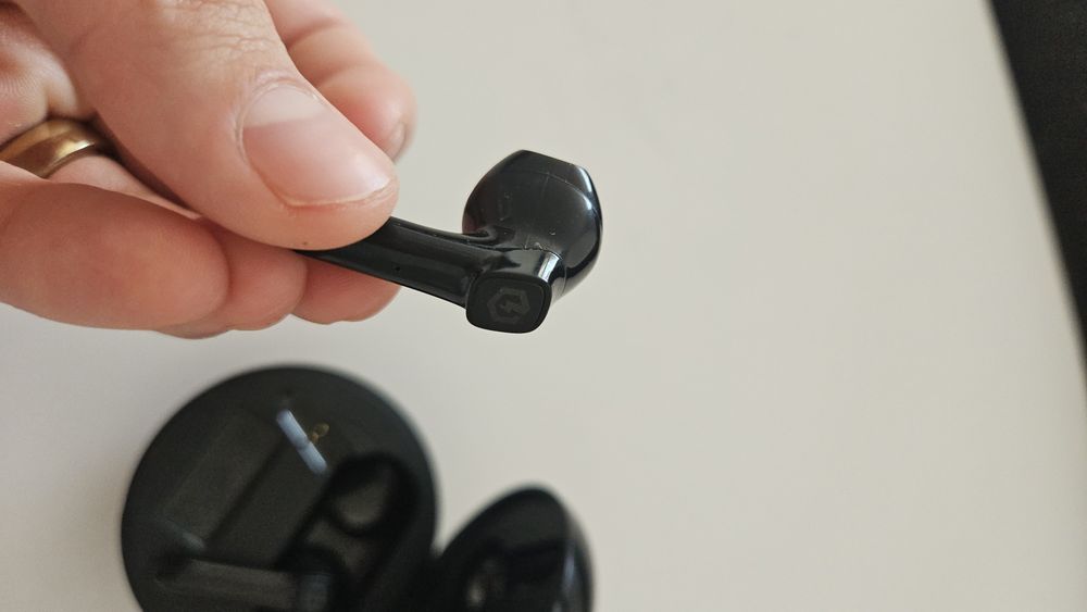 Безжични Bluetooth слушалки PowerLocus с дисплей