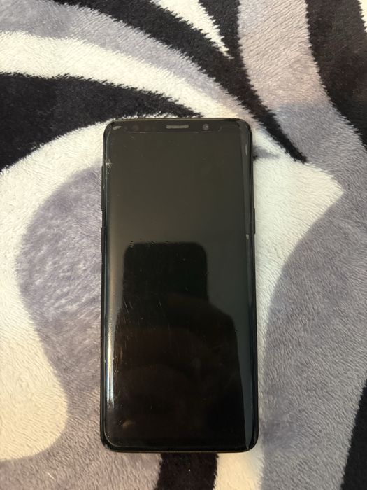 Vand iphone 11 pro !