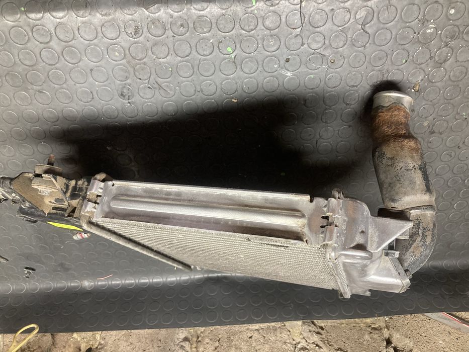 Интеркулер за тойота ланд крузер J120/toyota land cruiser J120 03-08г
