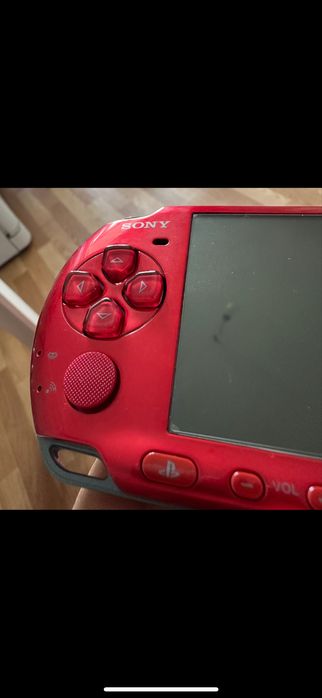 Продам PSP 3006 Radiant red