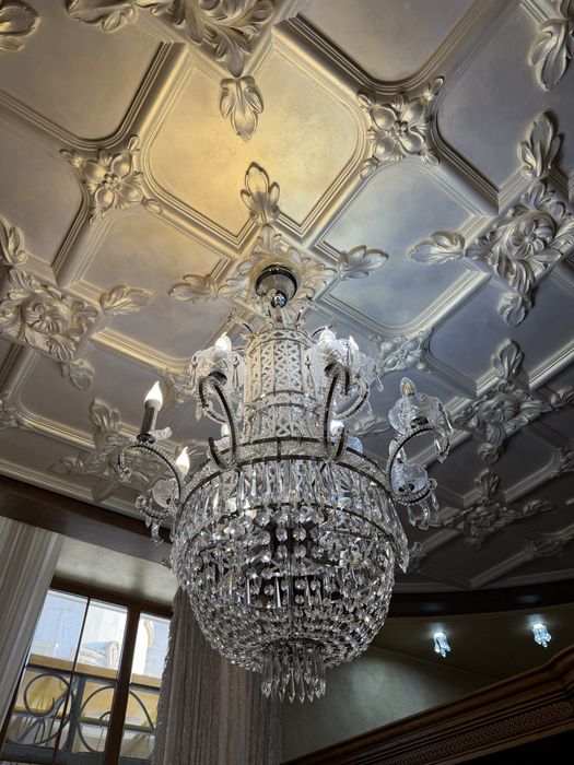 Люстра б/у 7 штук