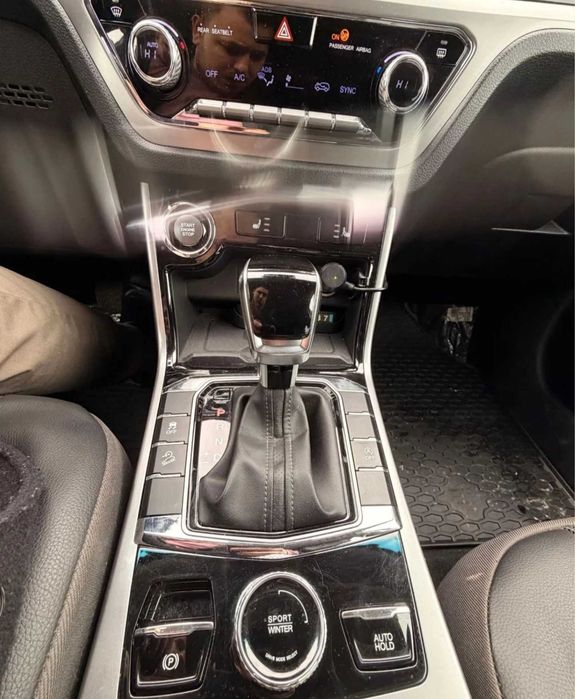 Vând autoturism SsangYong