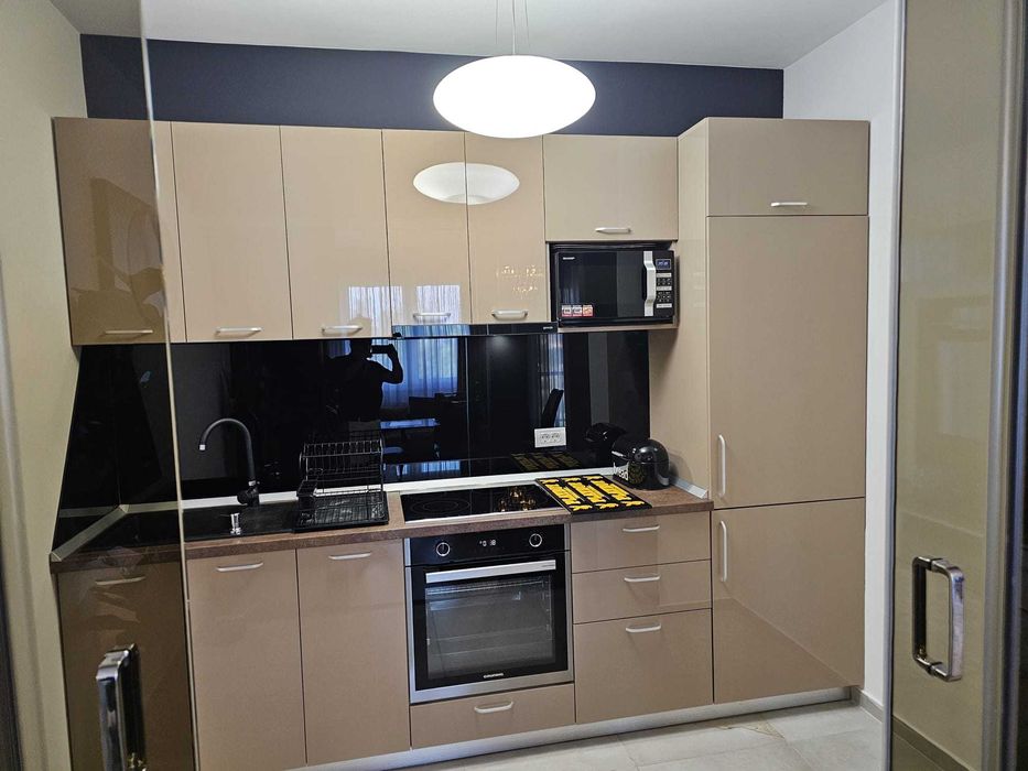 Apartament de inchiriat-complet utilat