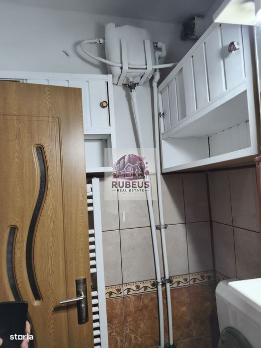Mic la întreținere, bun la randament: apartament în Orșova — fotografia 3