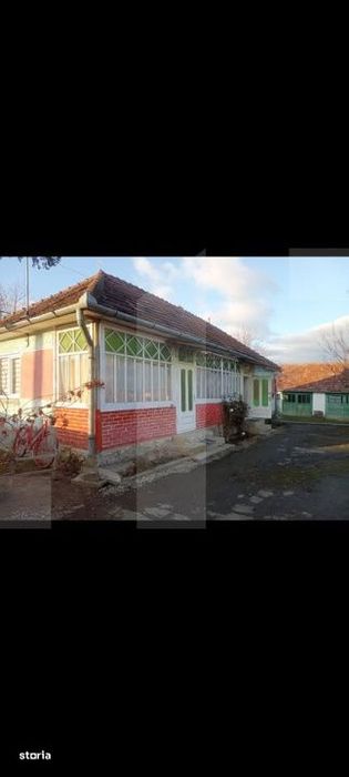 Casa de lemn cu 2 camere