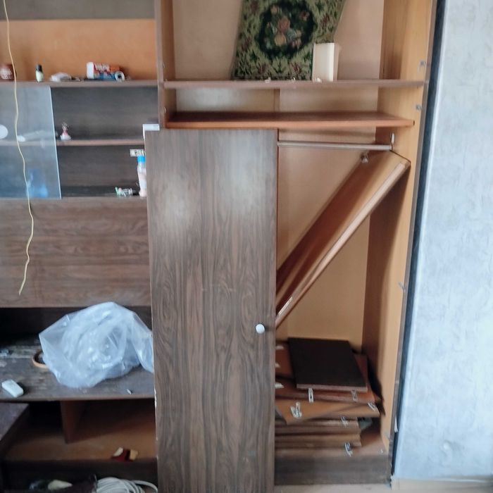 Подарявам мебели в град Русе.