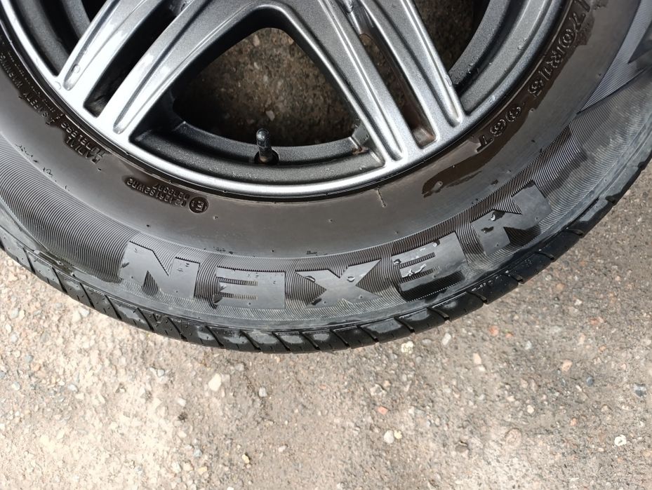 Шины и диски почти новые