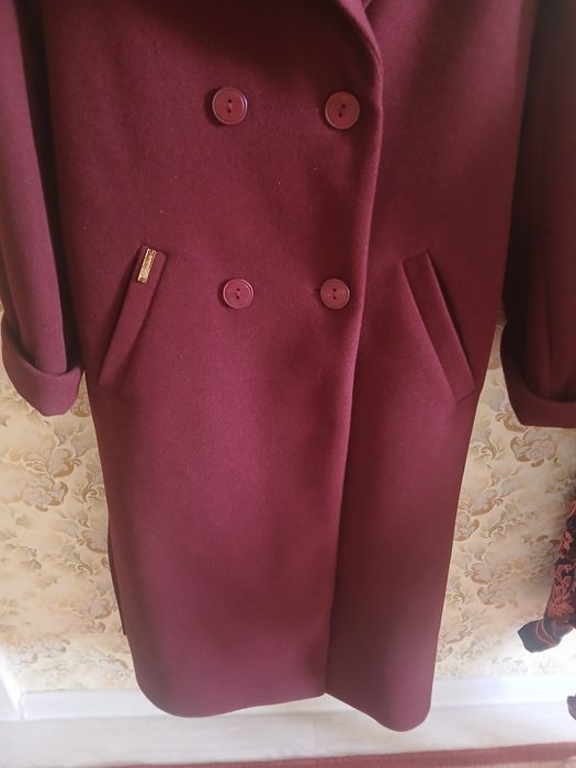 Продам пальто осений.