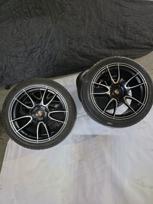 Джанти с гуми за порше 5х130