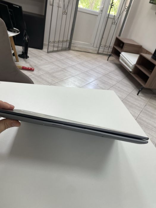 Продаю ноутбук мощный Асус VivoBook