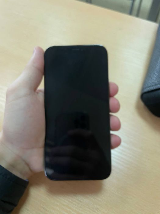 Iphone 12 pro srochni sotiladi