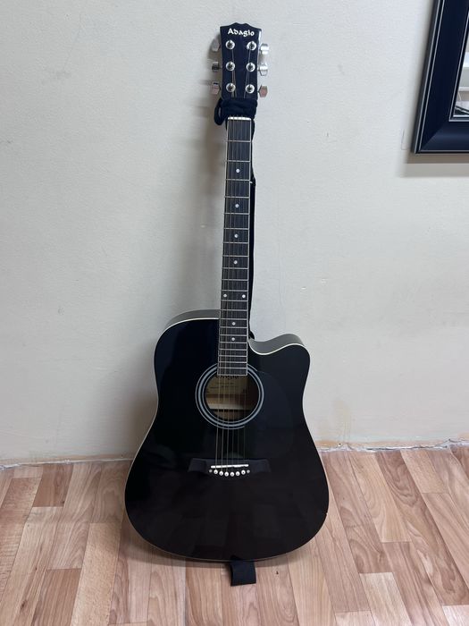 Акустическая гитара(торг)