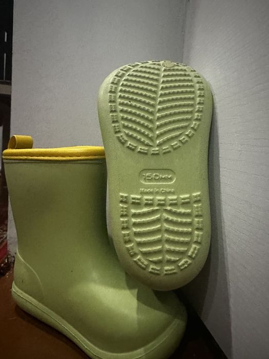 Сапожки детские. Размер 15. Длина ступни 8,5-9 см.