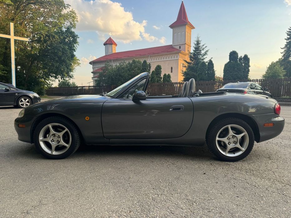 Mazda MX-5 NB 2005