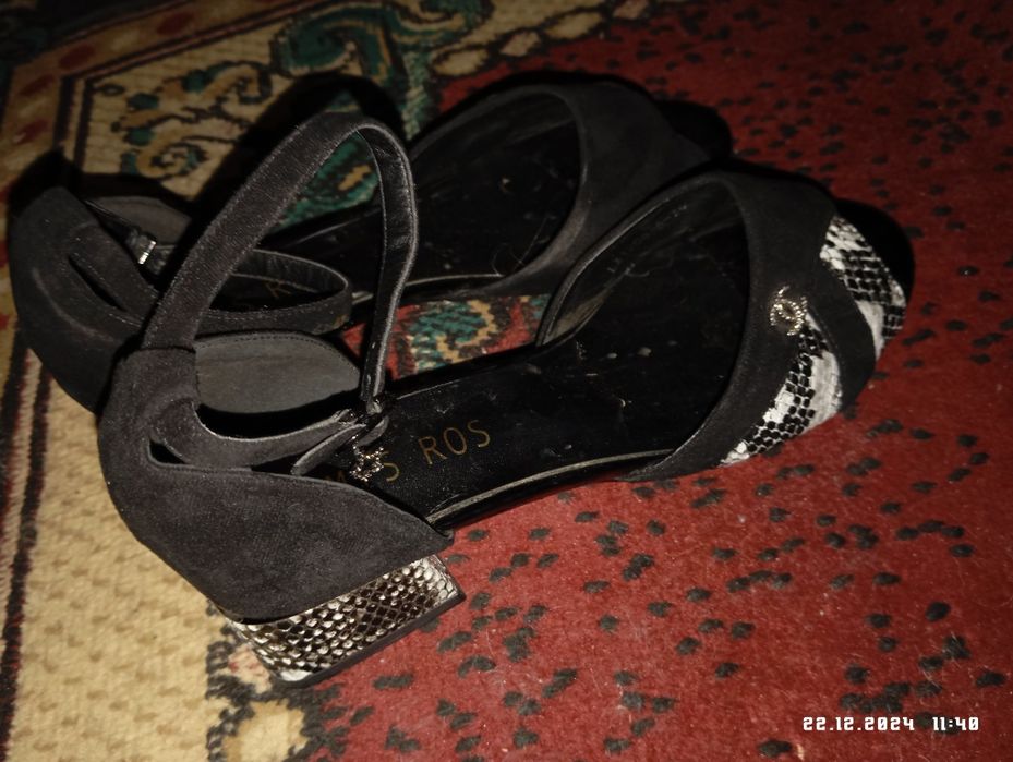 Продам туфли совершенно новые