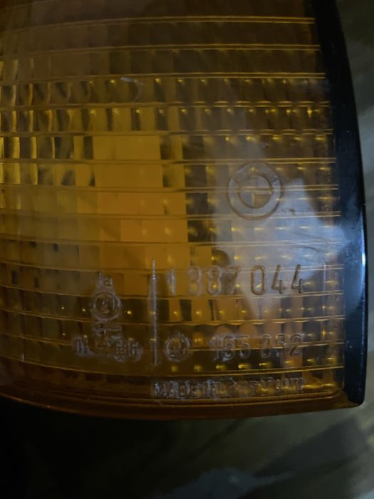 Мигач за бмв е36 десен