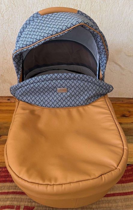 Детска количка с два коша