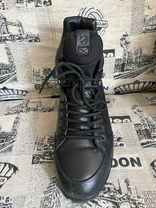 Продам мужские ботинки ecco оригинал