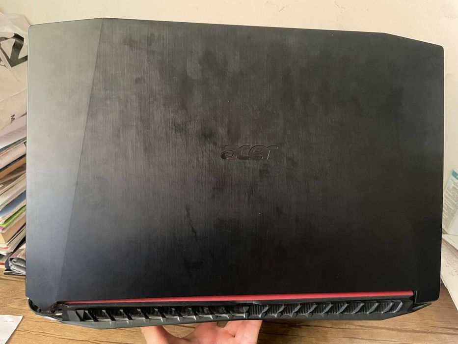 Acer nitro 5 sotiladi
