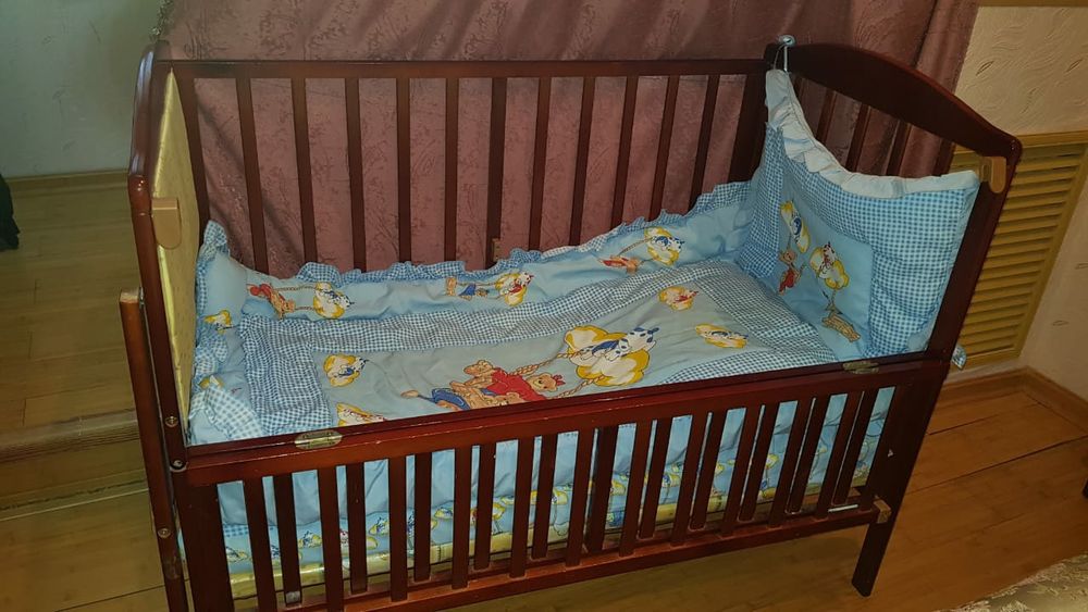Кроватка детская