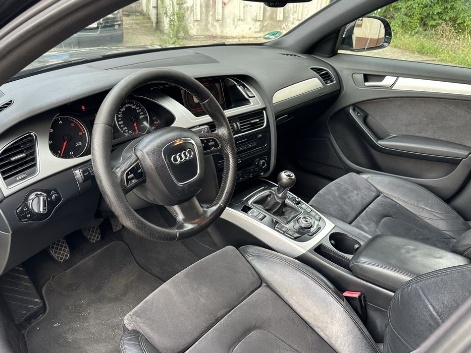 Audi a4 b8 2.0 tdi 143cp Sline