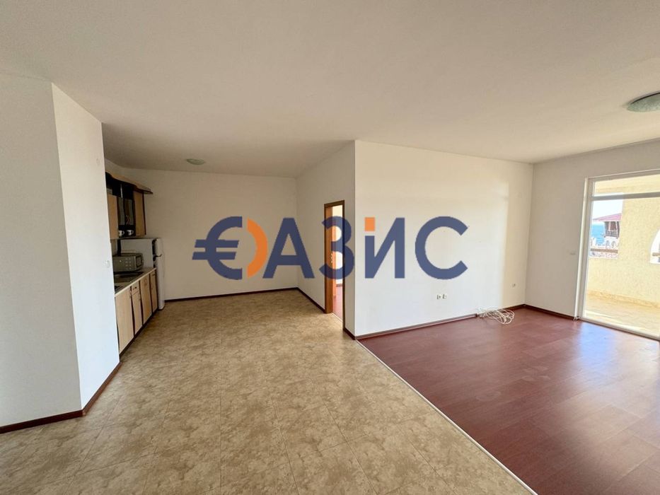 Продава се Двустаен апартамент в Свети Влас - 110 кв.м за 519 €/кв.м - Снимка #7