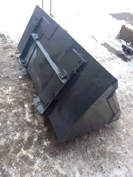 Cupa bobcat miniincarcator cat komatsu etc, lățime 1.85m