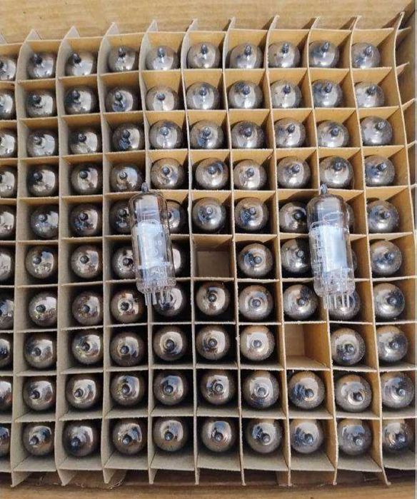 Lampi audio: 6SN7, 12AT7, 12AU7, ECC8x, EL84, 6CG7 (200+ modele audio)