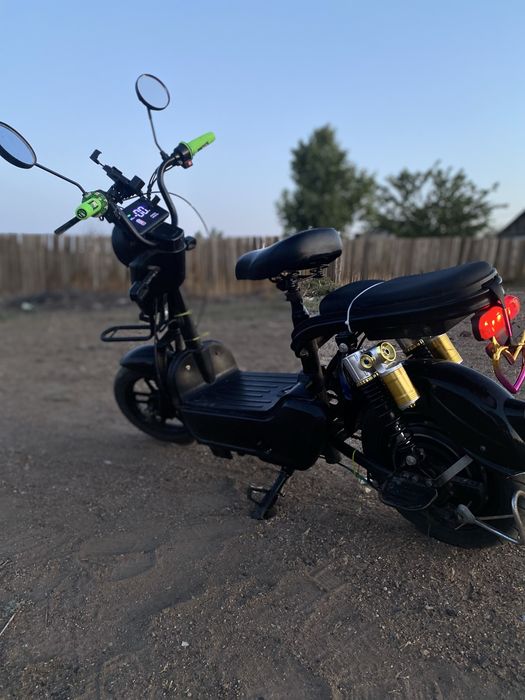 Продам электро мопед
