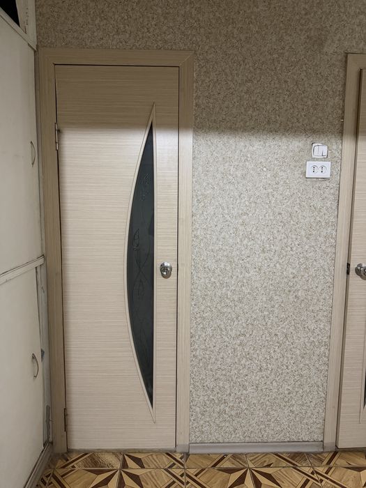 Продам межкомнатные двери