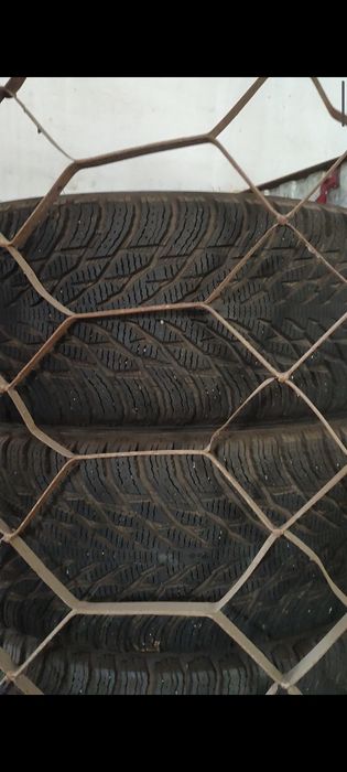 Зимние резины 4шт 285/60/18 HAKKAPELIITTA