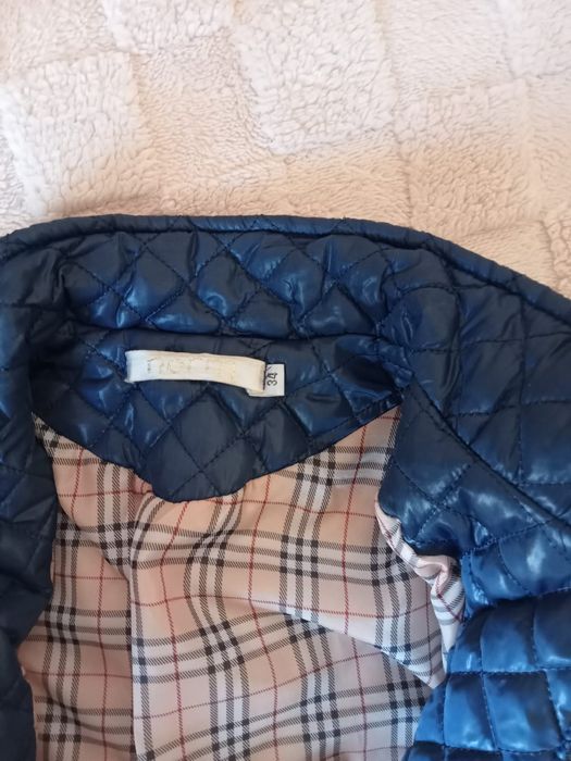 Продам весенние куртки на девочку