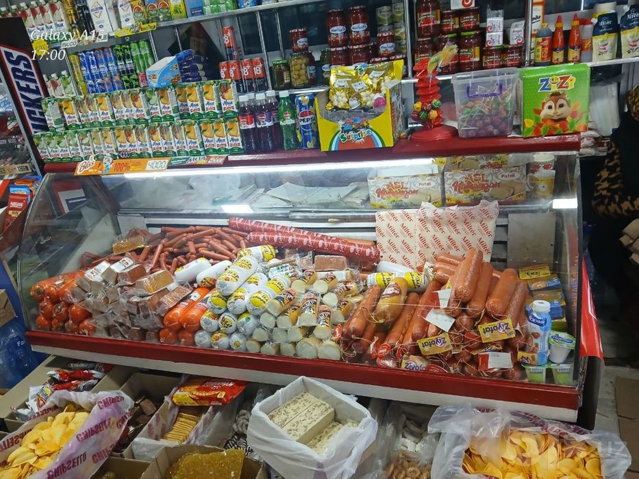 Продается витрины холодильник для магазинов