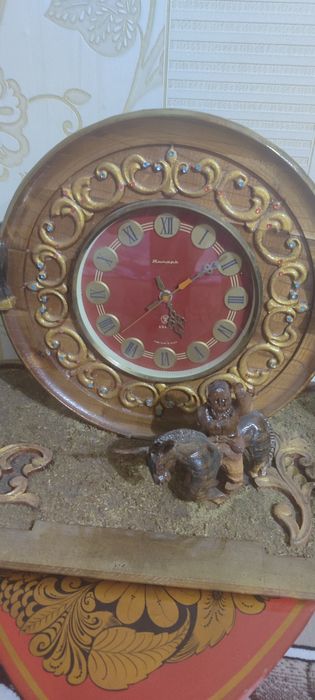 Часы ручной работы продам