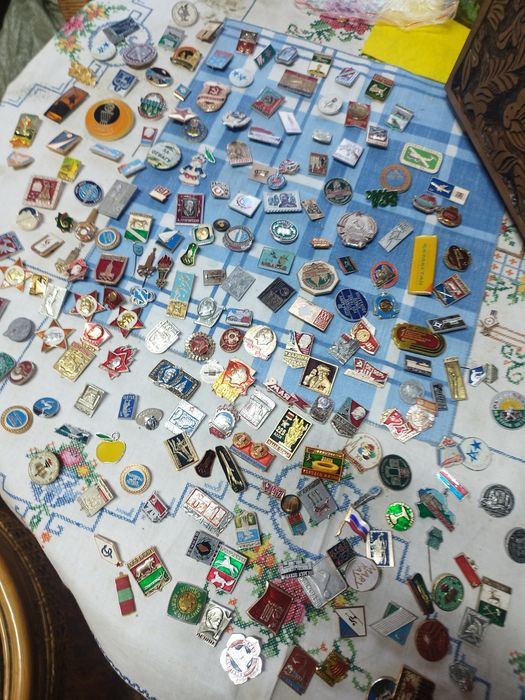 Продам значки СССР