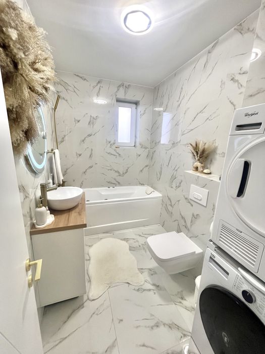 Apartament cu 2 camere, ultrafinisat, la cheie + terasa de 9 mp