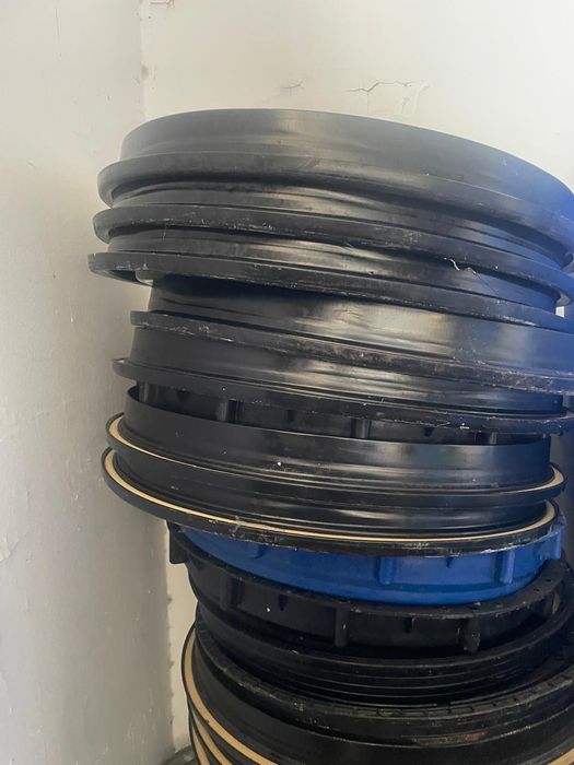 Бочки для воды́ 200л