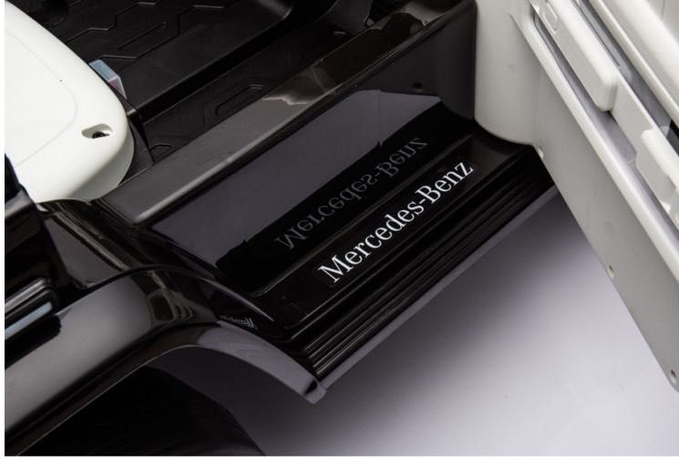 Акумулаторен джип Mercedes EQG ElectricG-Class 12V с отварящи се врати