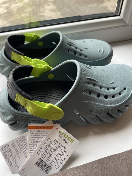 Продам оригинальную  обувь crocs