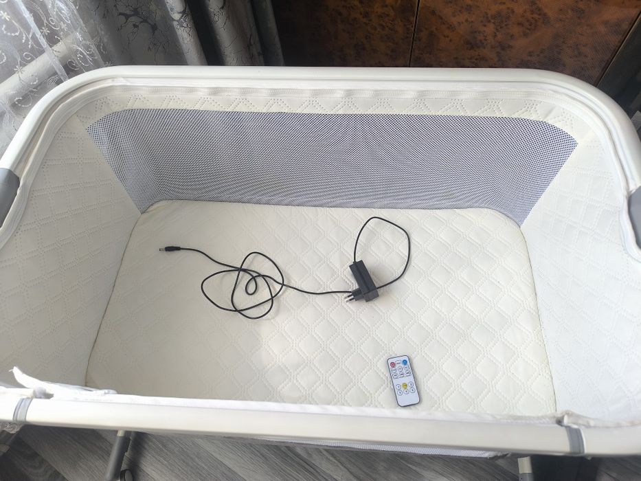 Продам новый качественный манеж