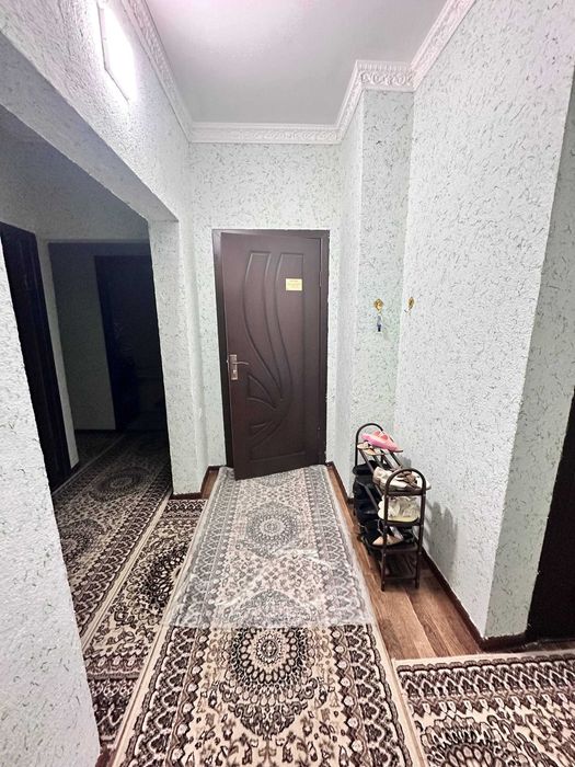 Kvartira sotiladi. Ohangaron shaharda 4mkda 27-dom 5-qavat 4-xonali
