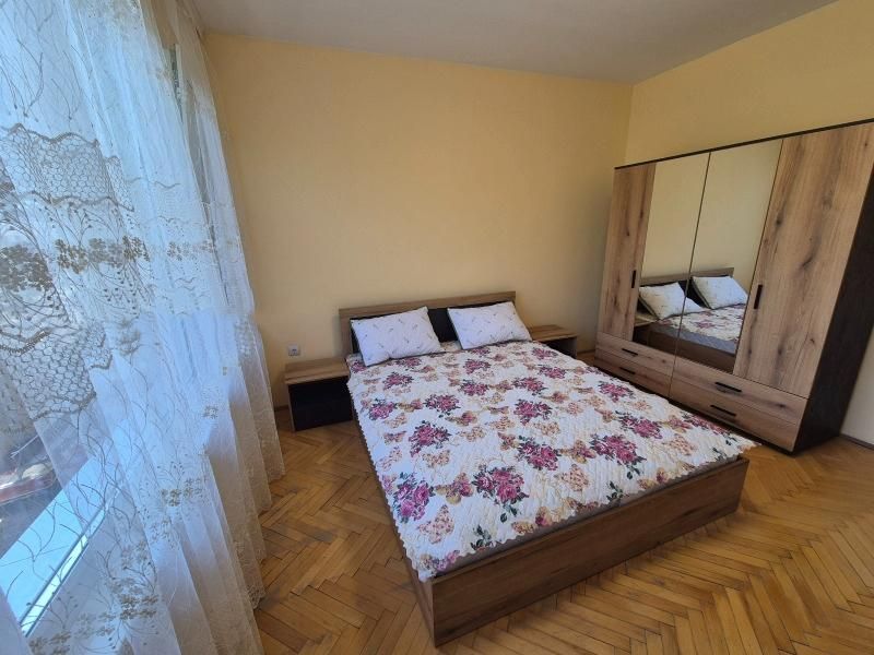 Дава се под наем Двустаен апартамент в София, Карпузица - 65 кв.м за 449 € - Снимка #4