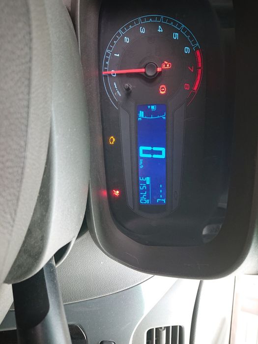 Шевролет Кобалт ссотилади срочно