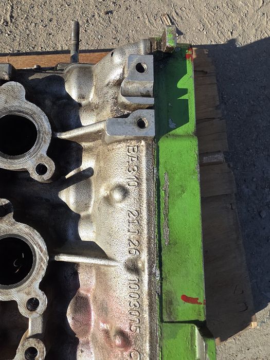 Головка(гбц) приора(126й)