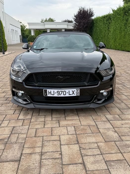 Ford Mustang Ford Mustang GT 5.0 V8 Convertible – 421 CP – Cutie Manuală – Stare Im