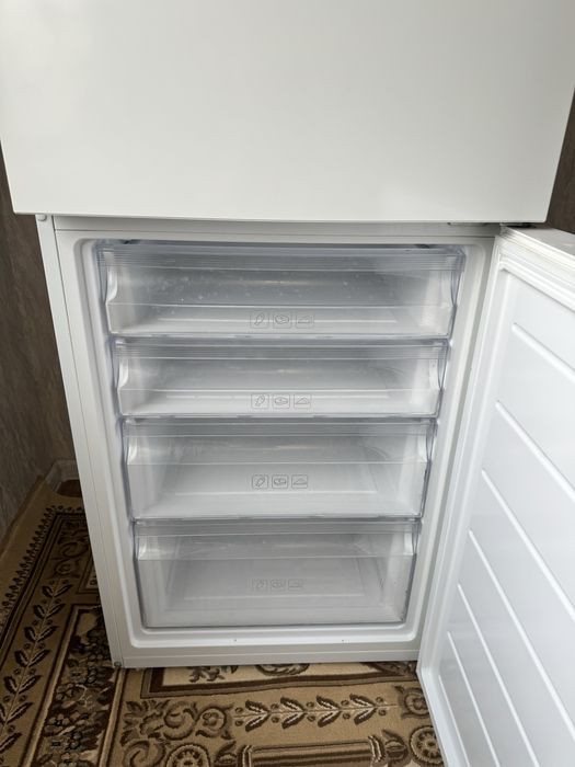 Холодильник haier