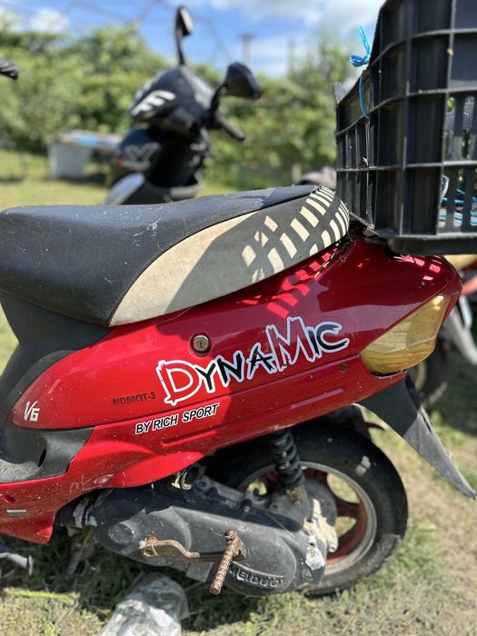 Vând scuter DynaMic