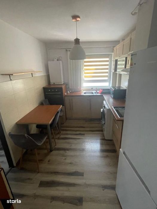 Apartament cu 2 camere, 45 mp, zona Centru