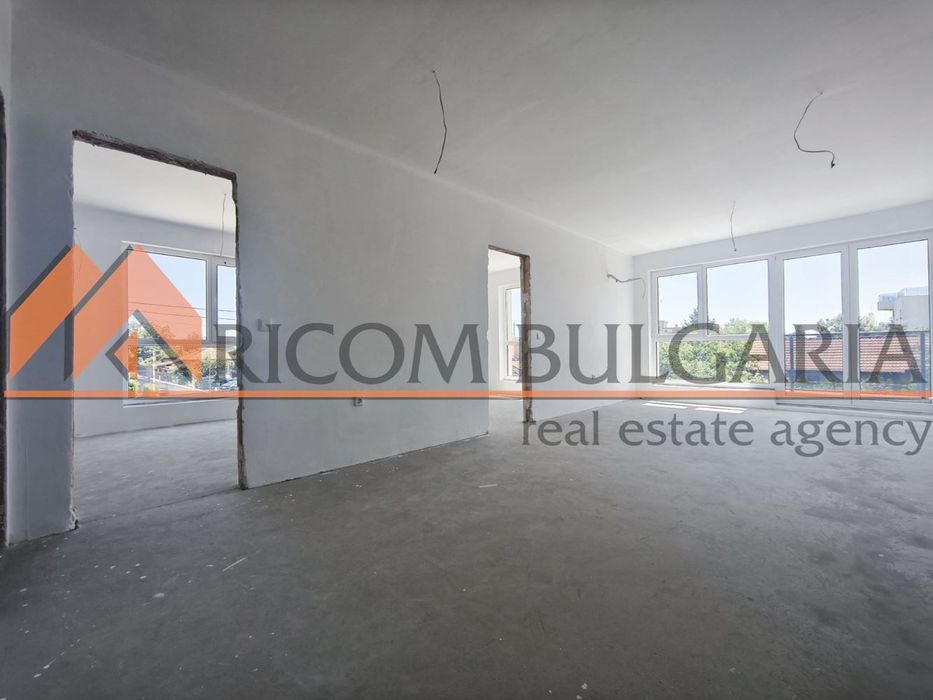 Продава се Тристаен апартамент в Варна, Бриз - 93 кв.м за 1775 €/кв.м - Снимка #6