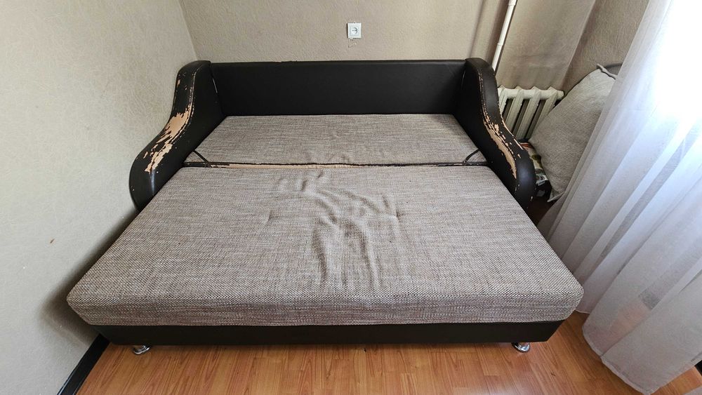 Продам Б/У диван. САМОВЫВОЗ